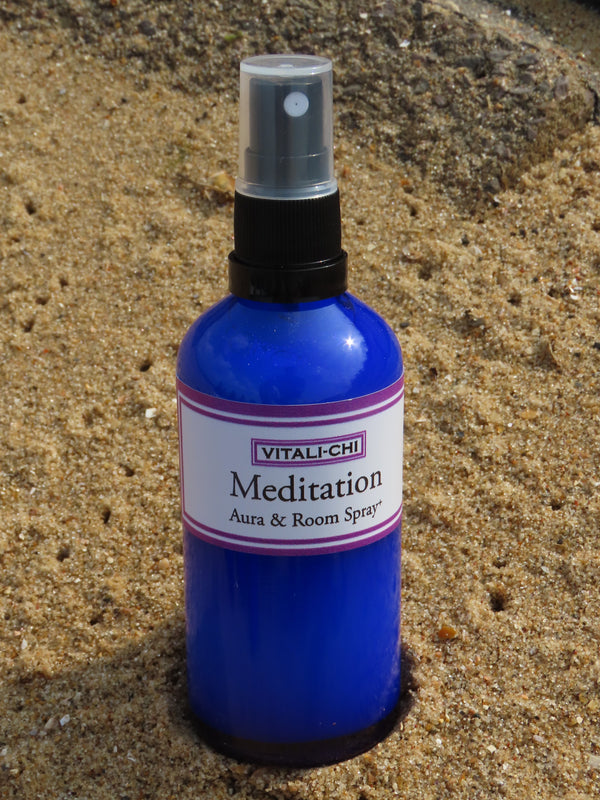 Meditation Aura Spray &amp; Raumspray mit ätherischem Elemi- und Lavendelöl